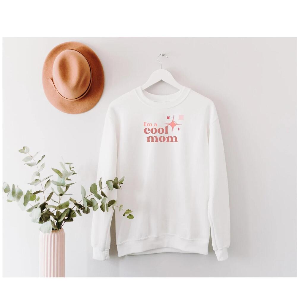 IM A Cool Mom Crewsweatshirt, Mothers Day sweatshirt